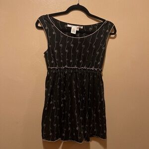 Max Studio Small Sleeveless Baby Doll top 100% Cotton, Black with beige design